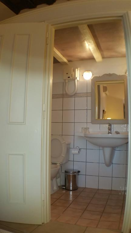Economou Mansion Aparthotel Spétses Cameră foto